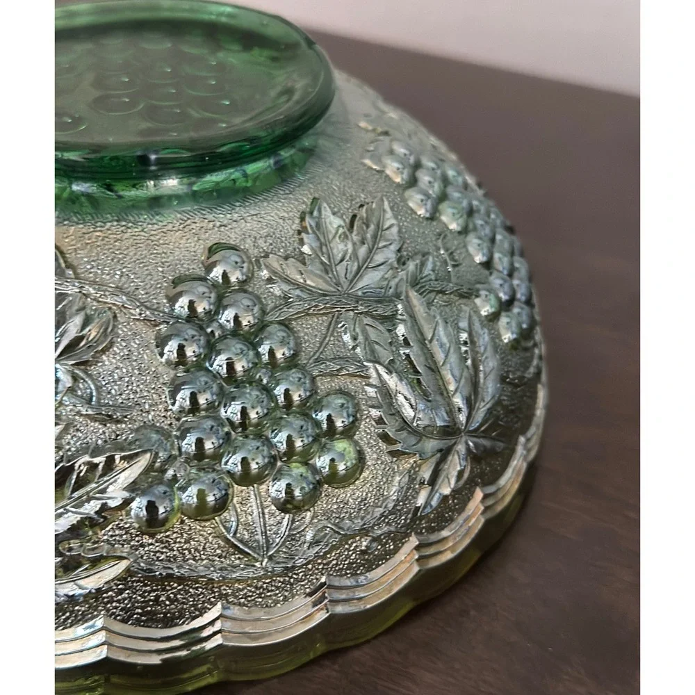 Vintage Imperial Glass Carnival Green Grape 7